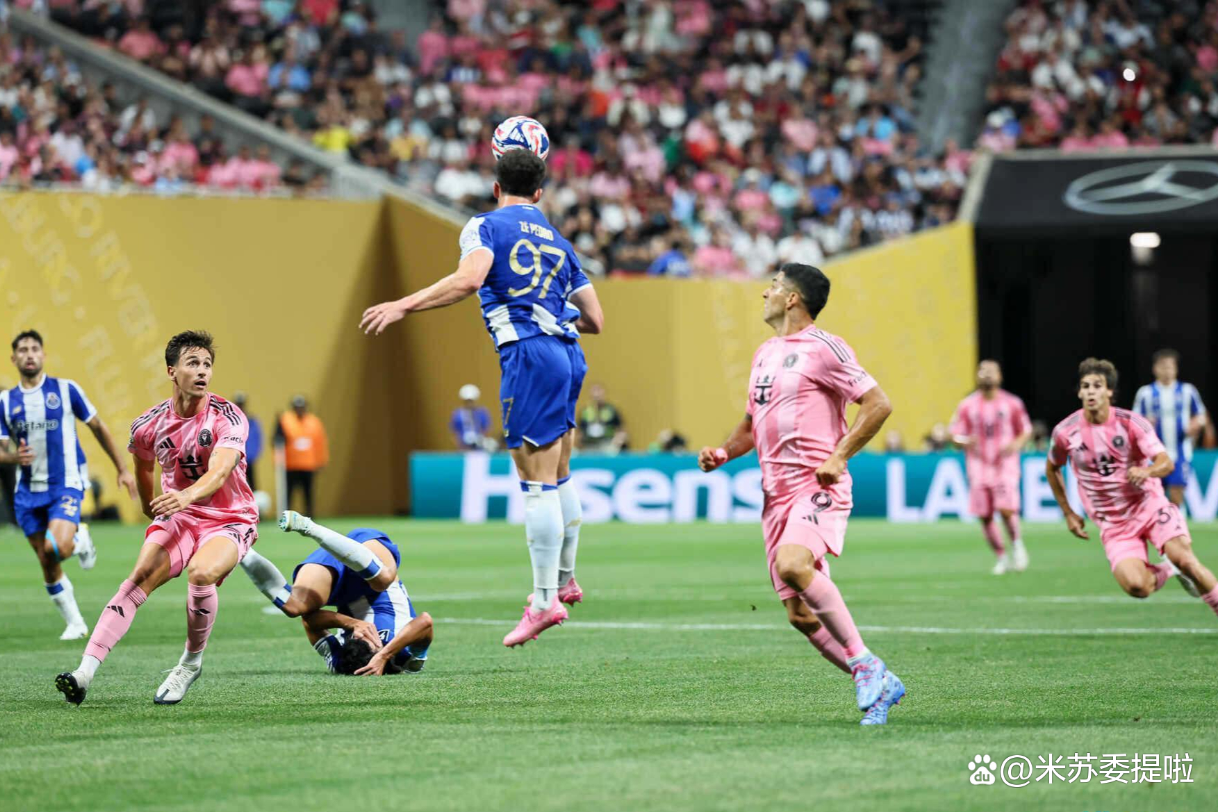 迈阿密热火训练开放日,加时末段复出首秀引观众欢呼,亚洲杯在即,身体对抗强度拉满的简单介绍 迈阿密热火训练开放日,加时末段复出首秀引观众欢呼,亚洲杯在即,身体对抗强度拉满的简单介绍